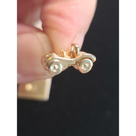 Vintage Sarah Coventry goldtone dune buggy Car Convertible Tie Pin Marked - Picture 5 of 6